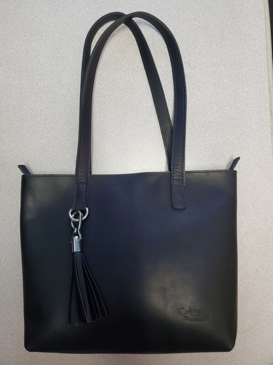 Large Zippered Sierra Tote