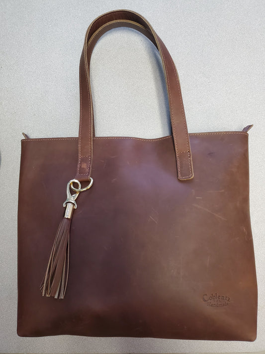 Small Zippered Sierra Tote