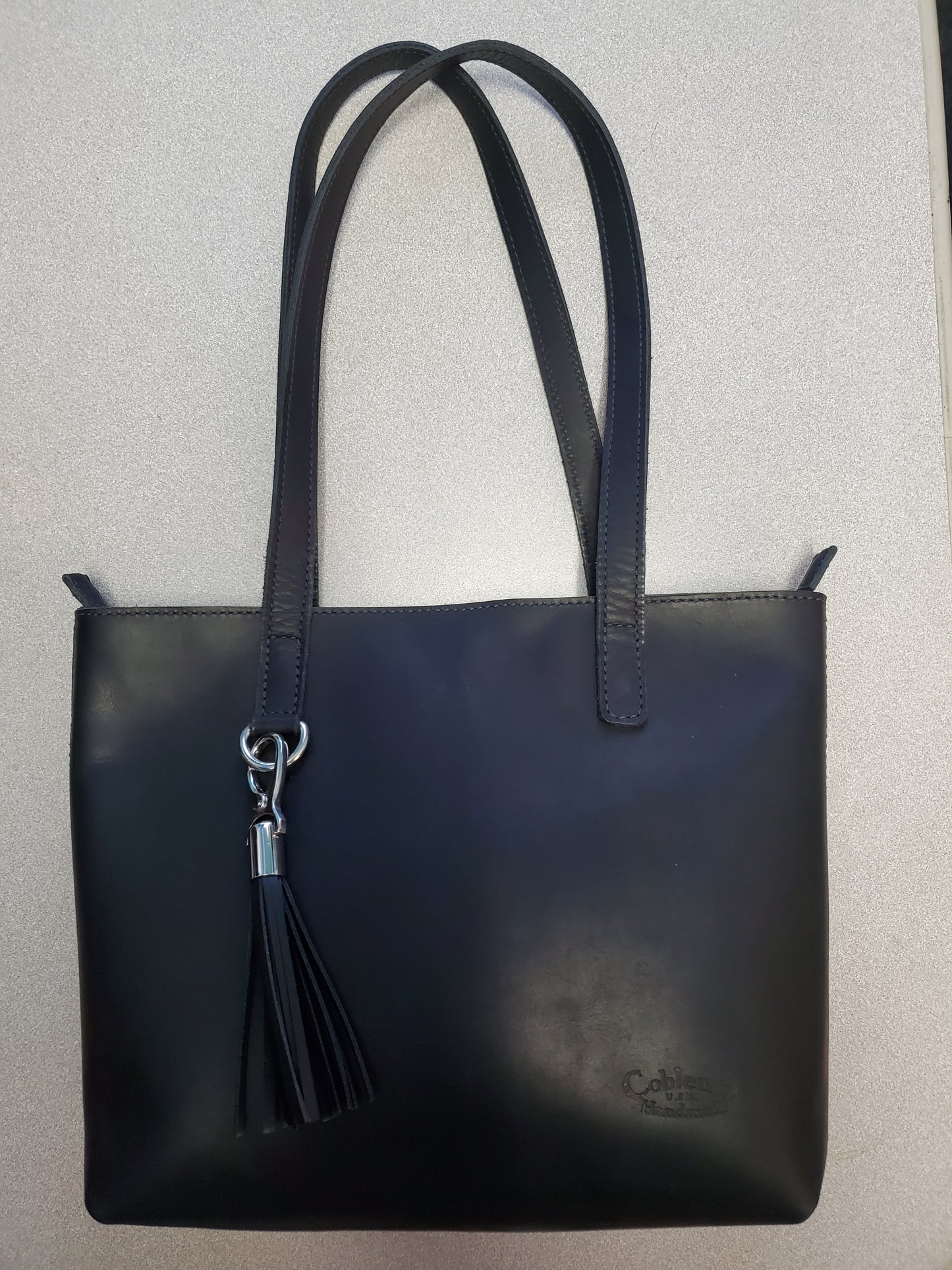 Large Zippered Sierra Tote