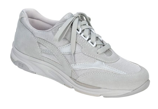 Women's Tour Mesh Lace Up Sneaker